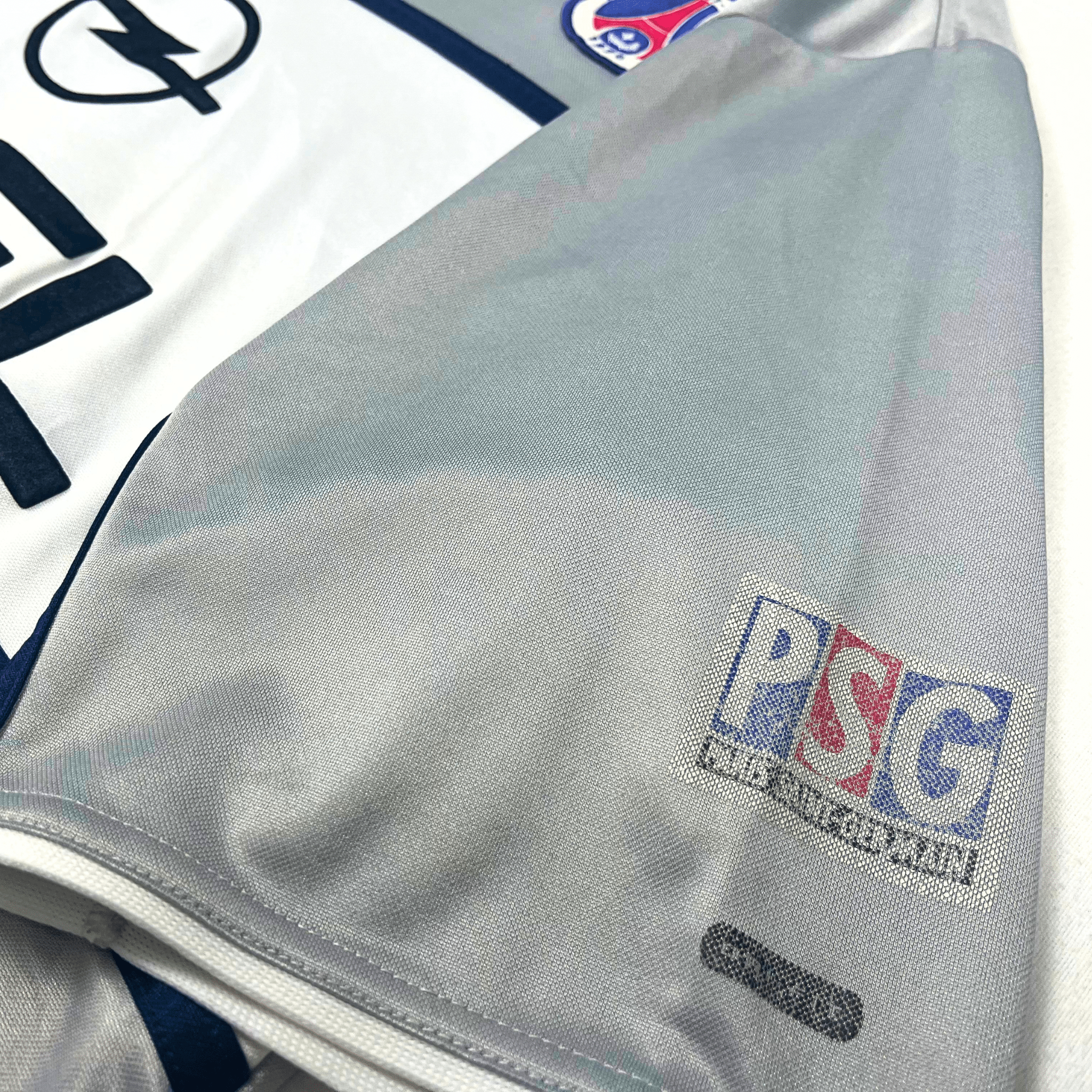 PSG 1999-00 Away Shirt L