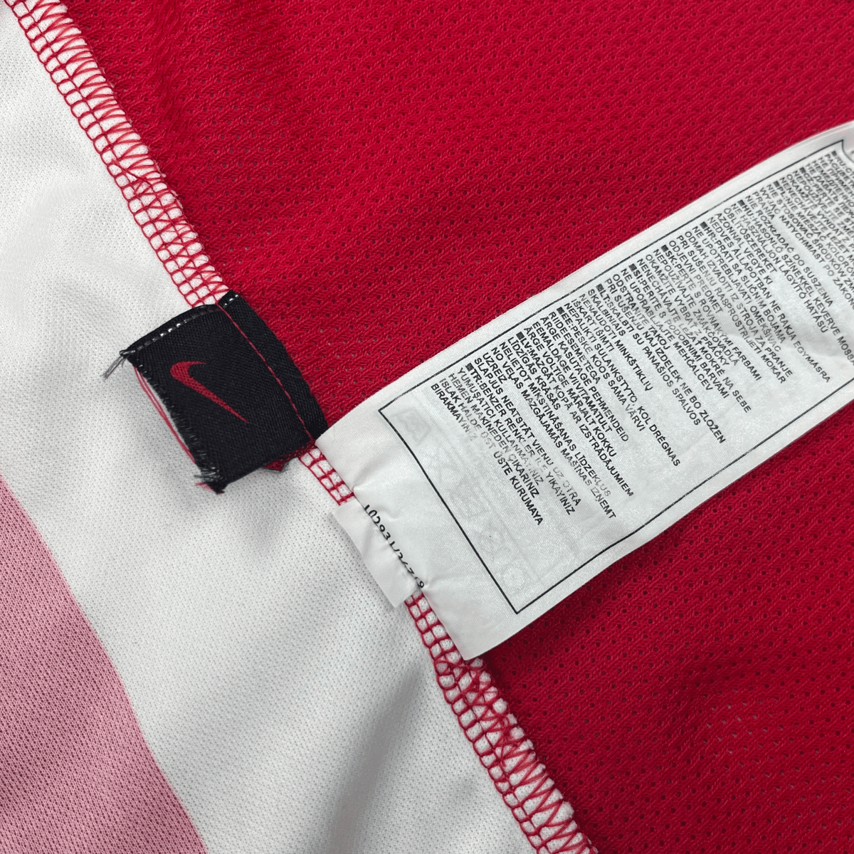PSV 2004-06 Home J.S Park #7 Shirt XL
