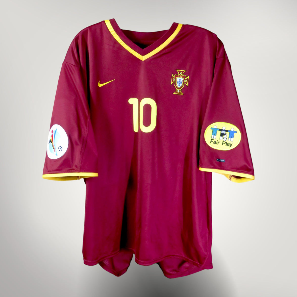 Authentic Nike Portugal 2000-2002 Home shirt, Rui Costa 10 on the back, size XL | Nostalgic Football Shirts