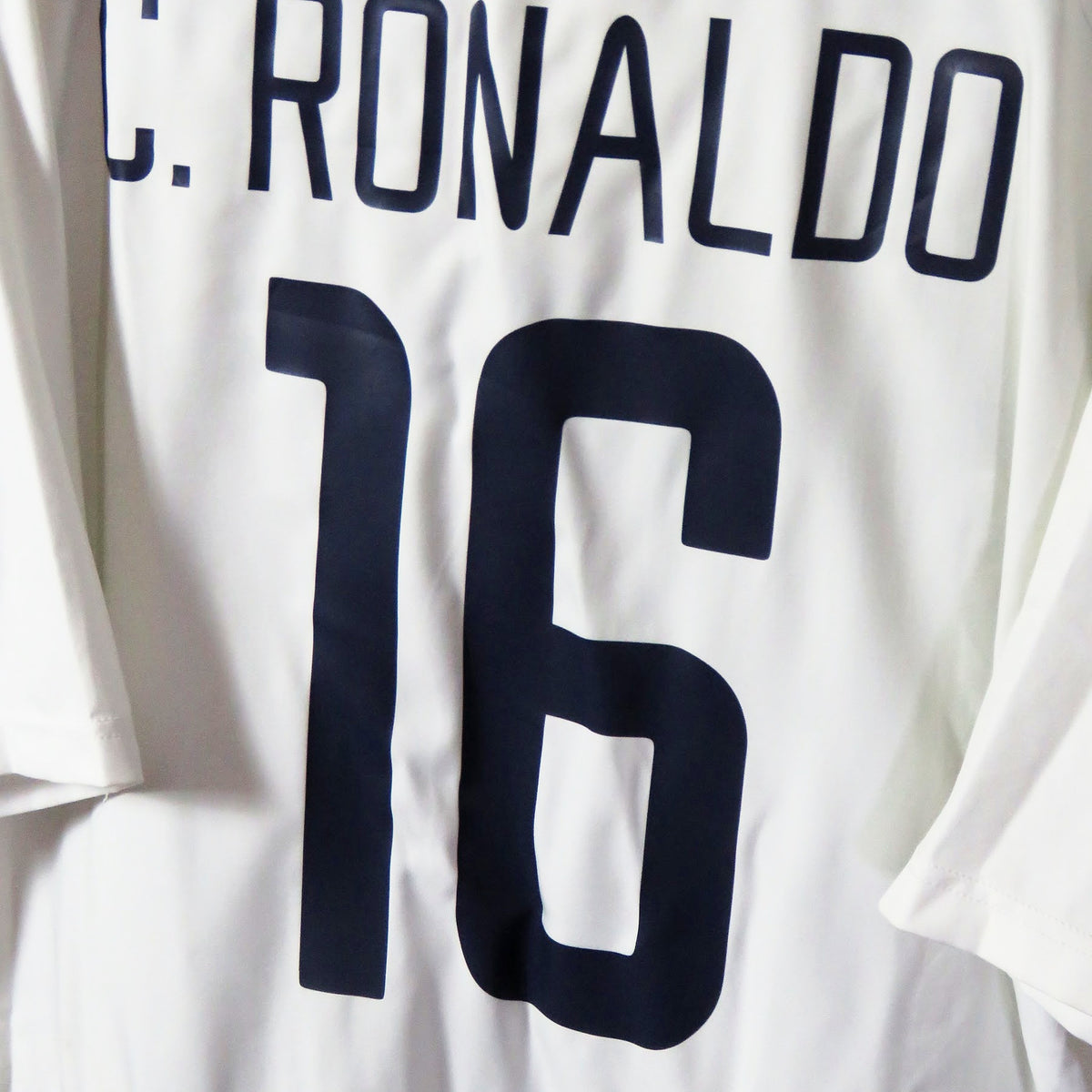 Portugal 2002-2004 Away shirt, Ronaldo 16, Nike, size XL, product code 182232 | Nostalgic Football Shirts