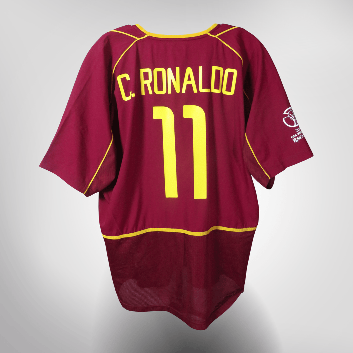 Vintage Portugal 2002-2004 Home football shirt with Ronaldo 11 print, size XL, product code 182231 | Nostalgic Football Shirts