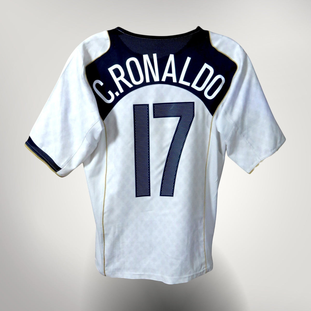 Vintage Portugal 2004-2006 Away football shirt with Ronaldo 17 print, size S | Nostalgic Football Shirts