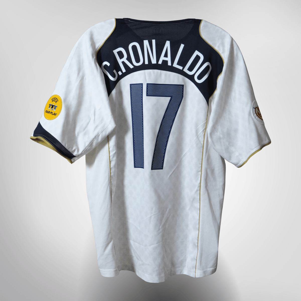 Vintage Portugal 2004-2006 Away football shirt with Ronaldo 17 print, size XL, product code 116610 | Nostalgic Football Shirts