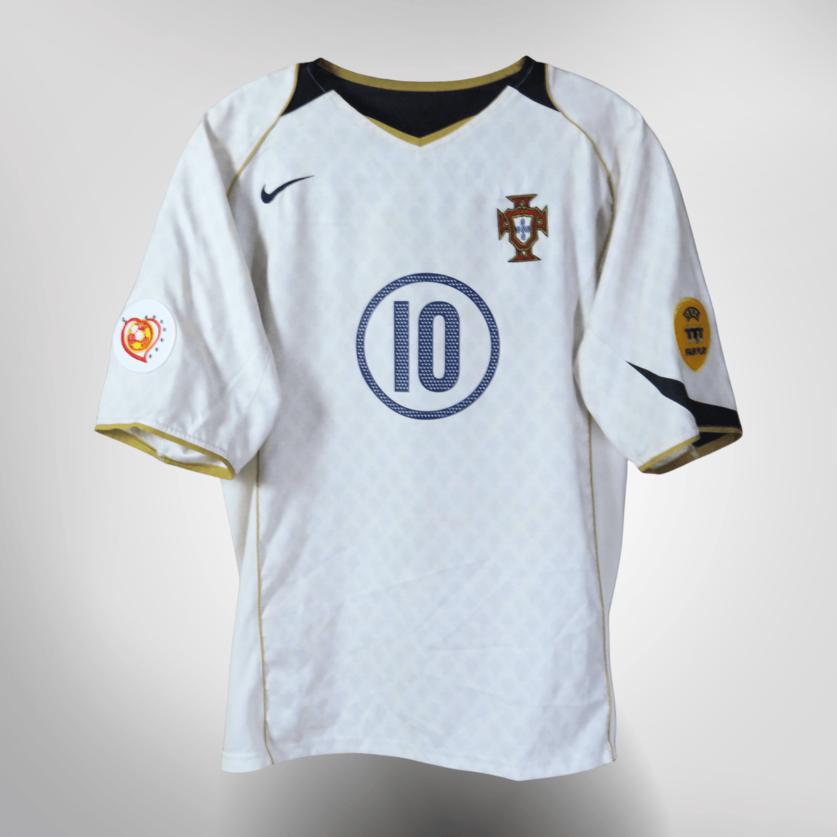 Authentic Nike Portugal 2004-2006 Away shirt, Rui Costa 10 on the back, size XL | Nostalgic Football Shirts