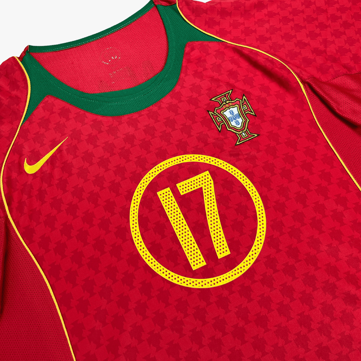 Retro Portugal 2004-2006 Home football jersey by Nike, Ronaldo 17, size M, product code 116612 | Nostalgic Football Shirts