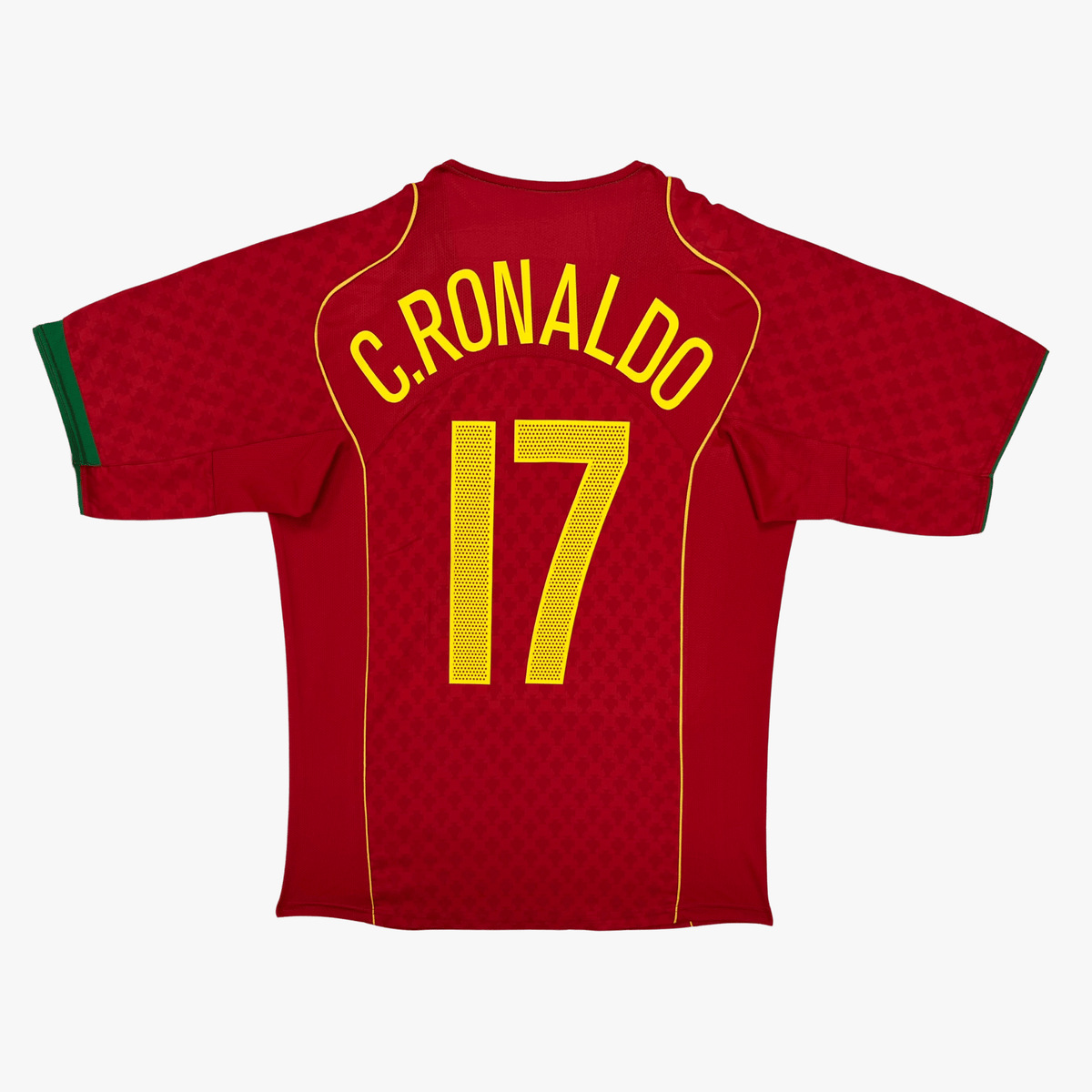 Vintage Portugal 2004-2006 Home football shirt with Ronaldo 17 print, size M, product code 116612 | Nostalgic Football Shirts