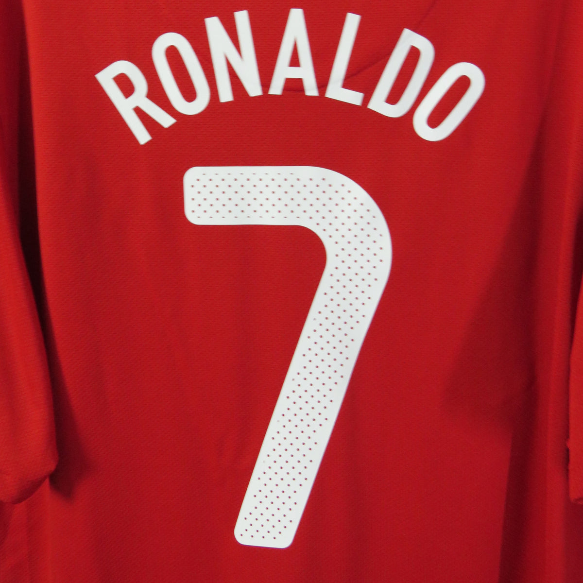 Portugal 2010-2011 Home shirt, Ronaldo 7, Nike, size XL, product code 376894-611 | Nostalgic Football Shirts