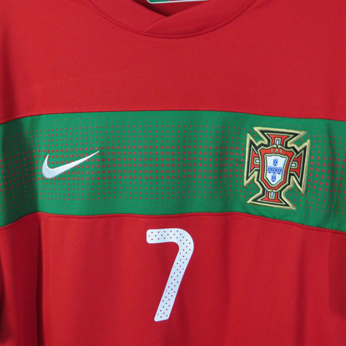Portugal 2010-2011 Home shirt, Ronaldo 7, Nike, size XL, product code 376894-611 | Nostalgic Football Shirts