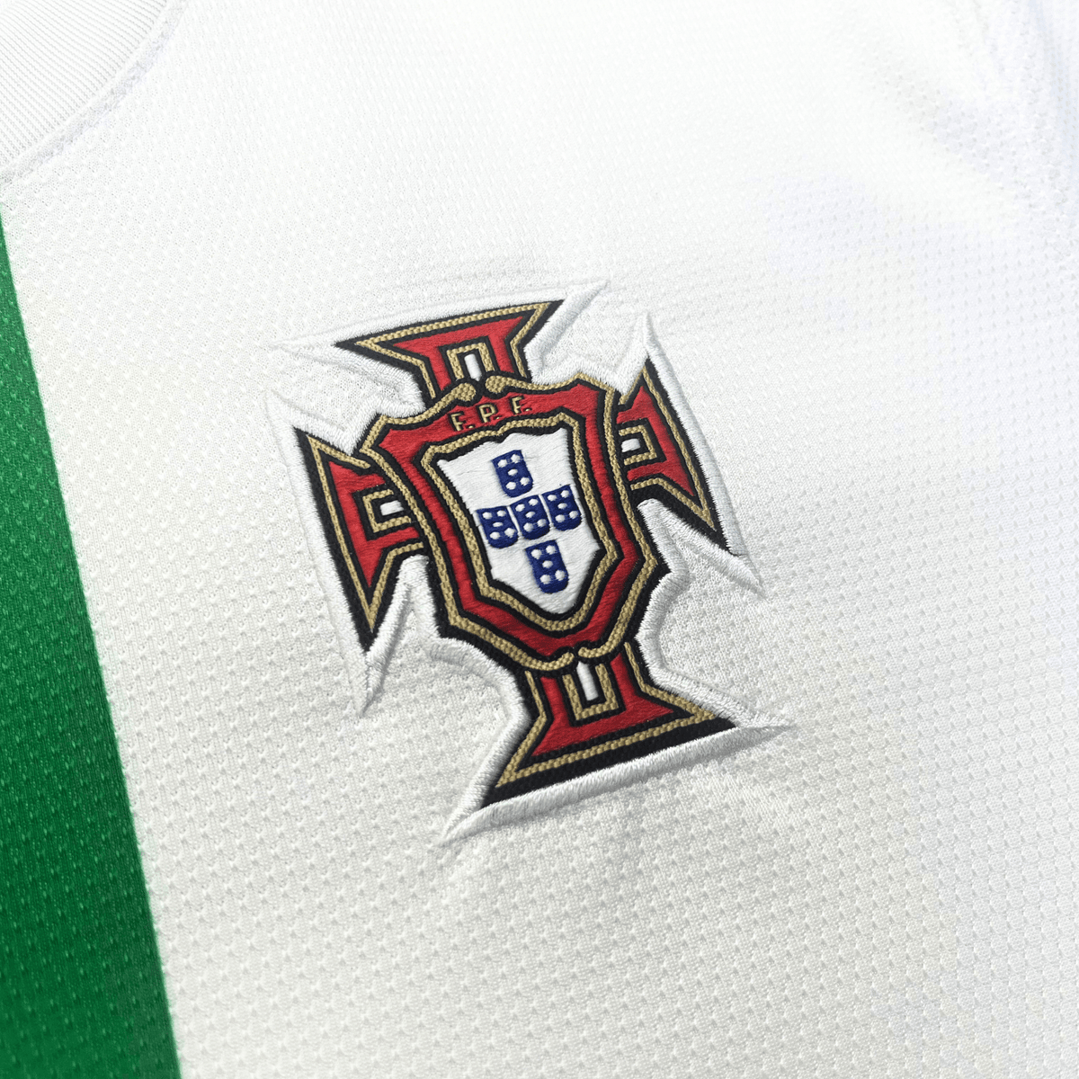 Vintage Portugal 2012-2013 Away football shirt with Ronaldo 7 print, size M | Nostalgic Football Shirts