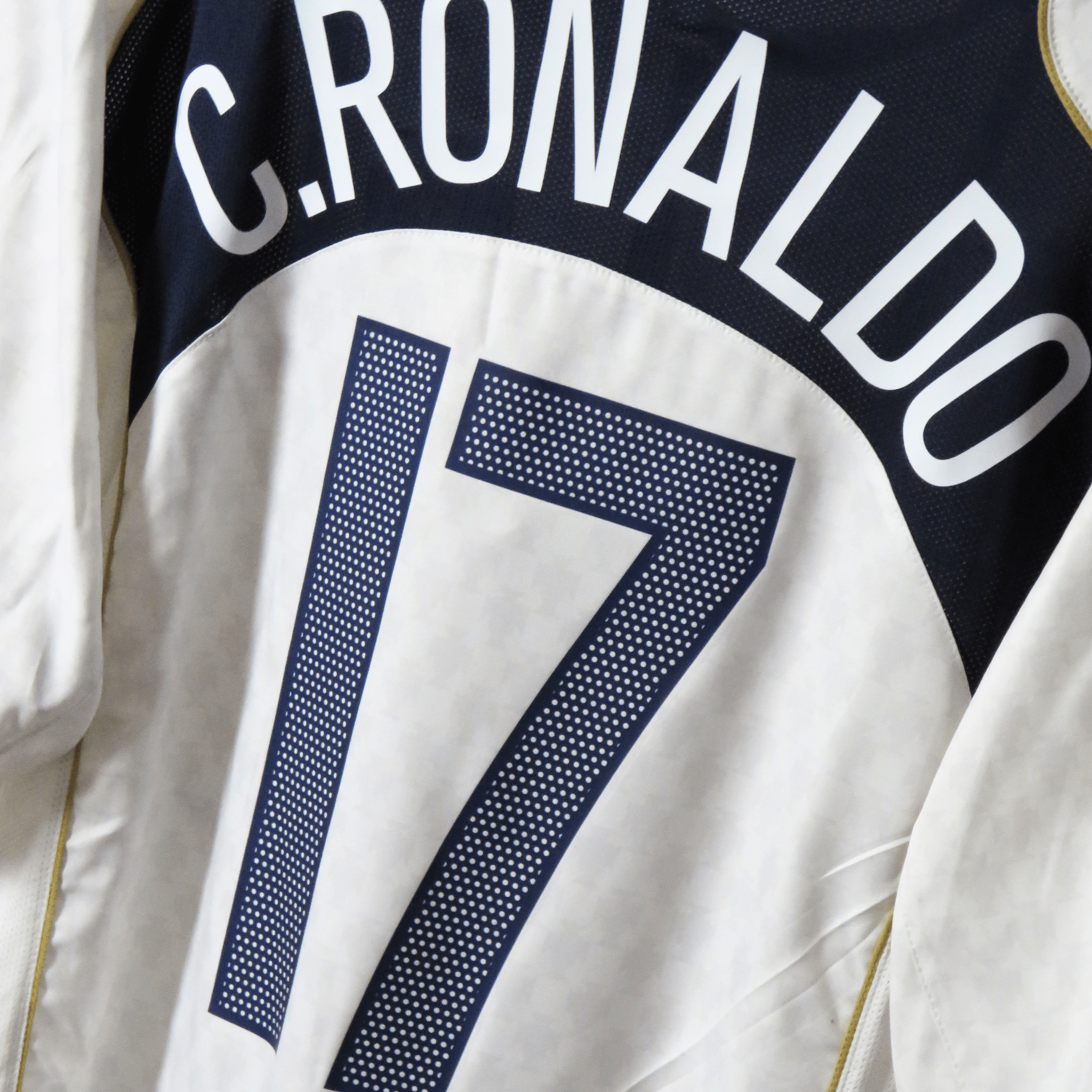 Portugal 2004-06 Away Ronaldo #17 Shirt XL