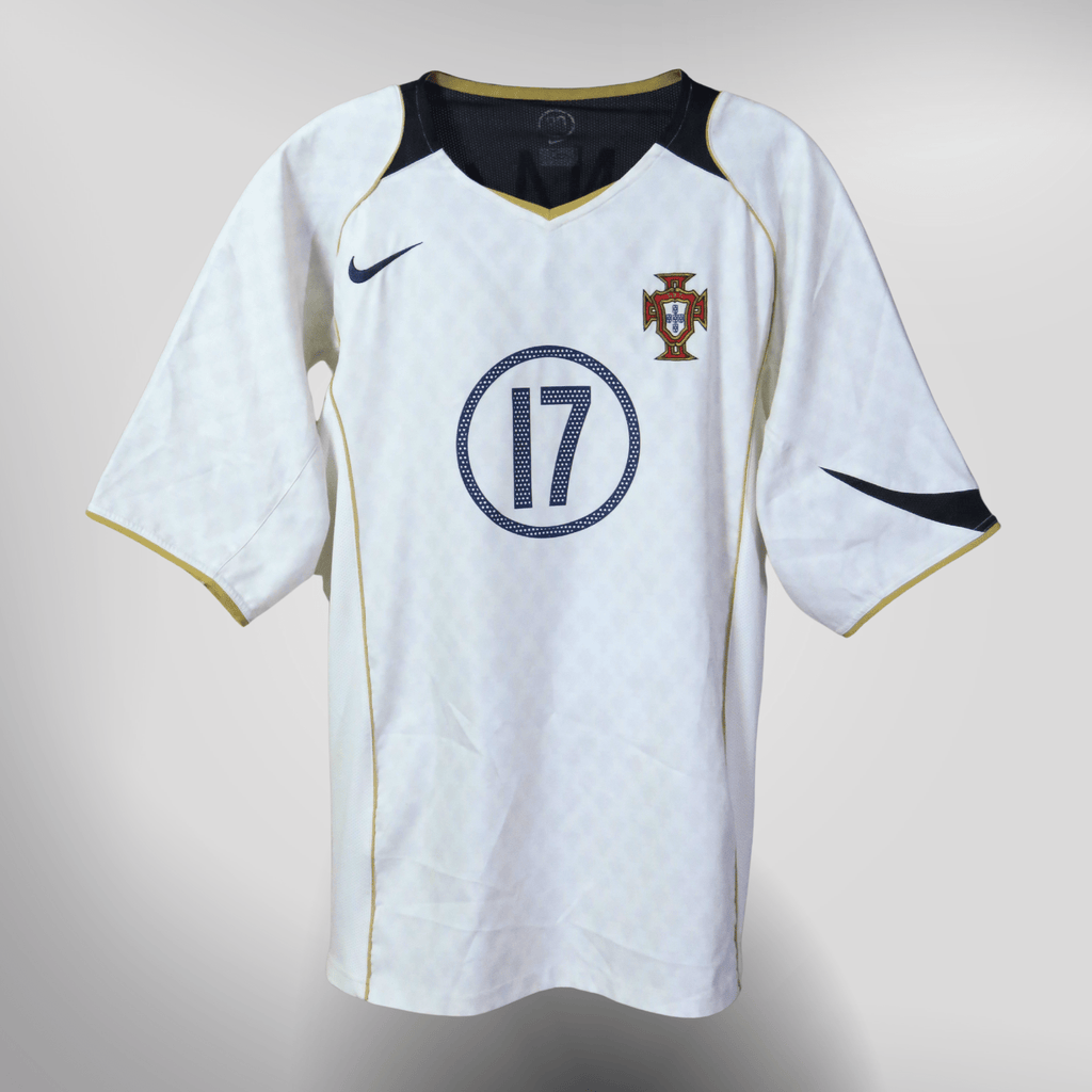 Portugal 2004-06 Away Ronaldo #17 Shirt L