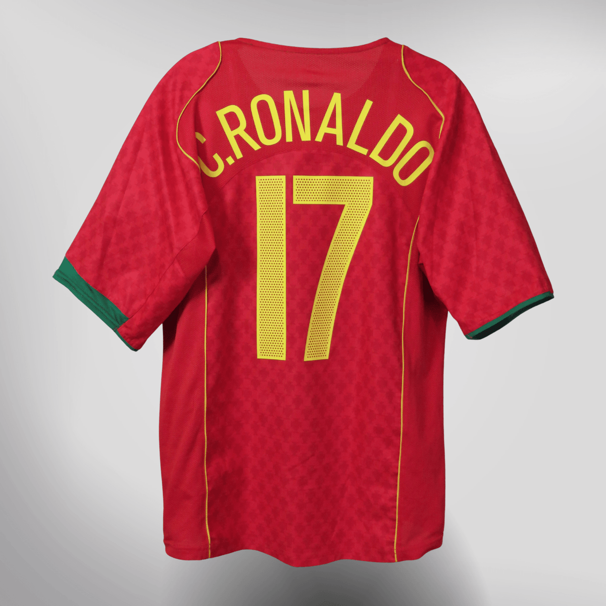 Vintage Portugal 2004-2006 Home football shirt with Ronaldo 17 print, size M | Nostalgic Football Shirts