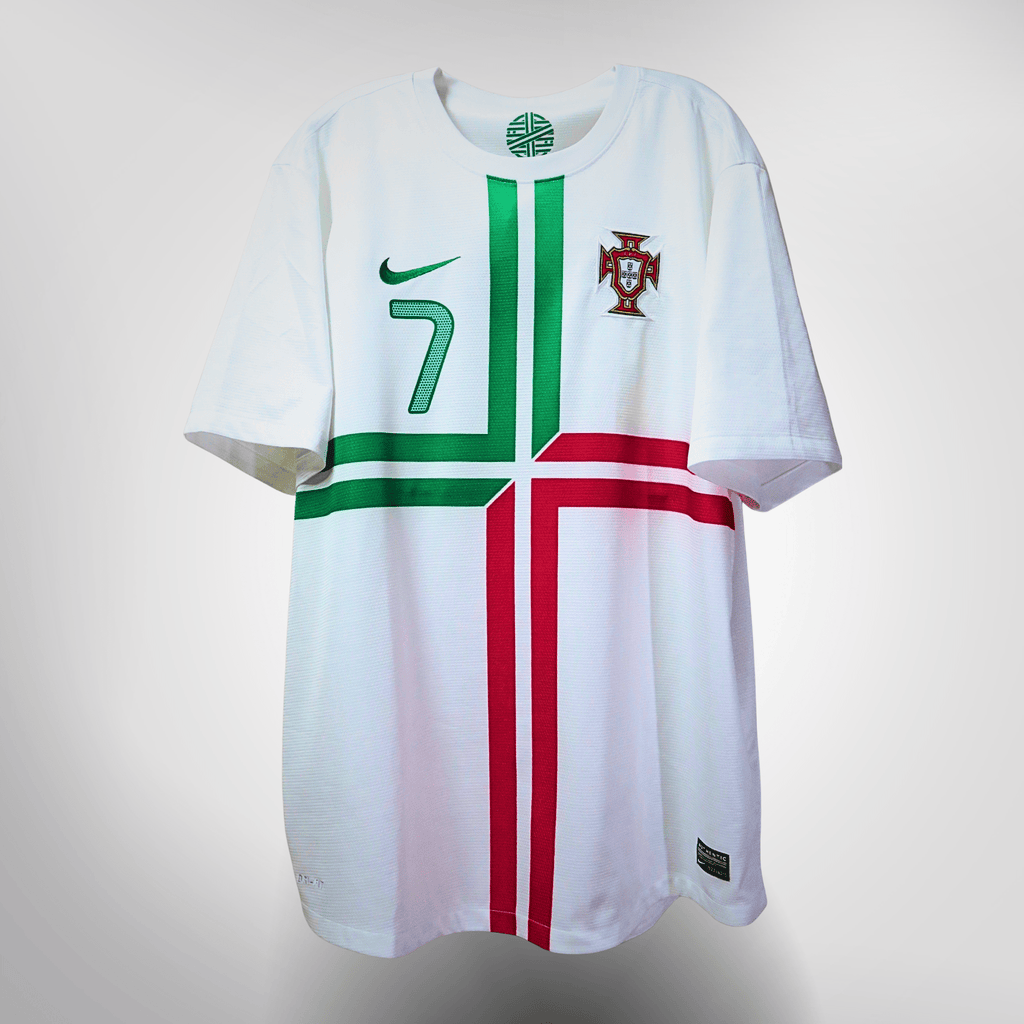 Portugal 2012-13 Away Ronaldo #7 Shirt XL