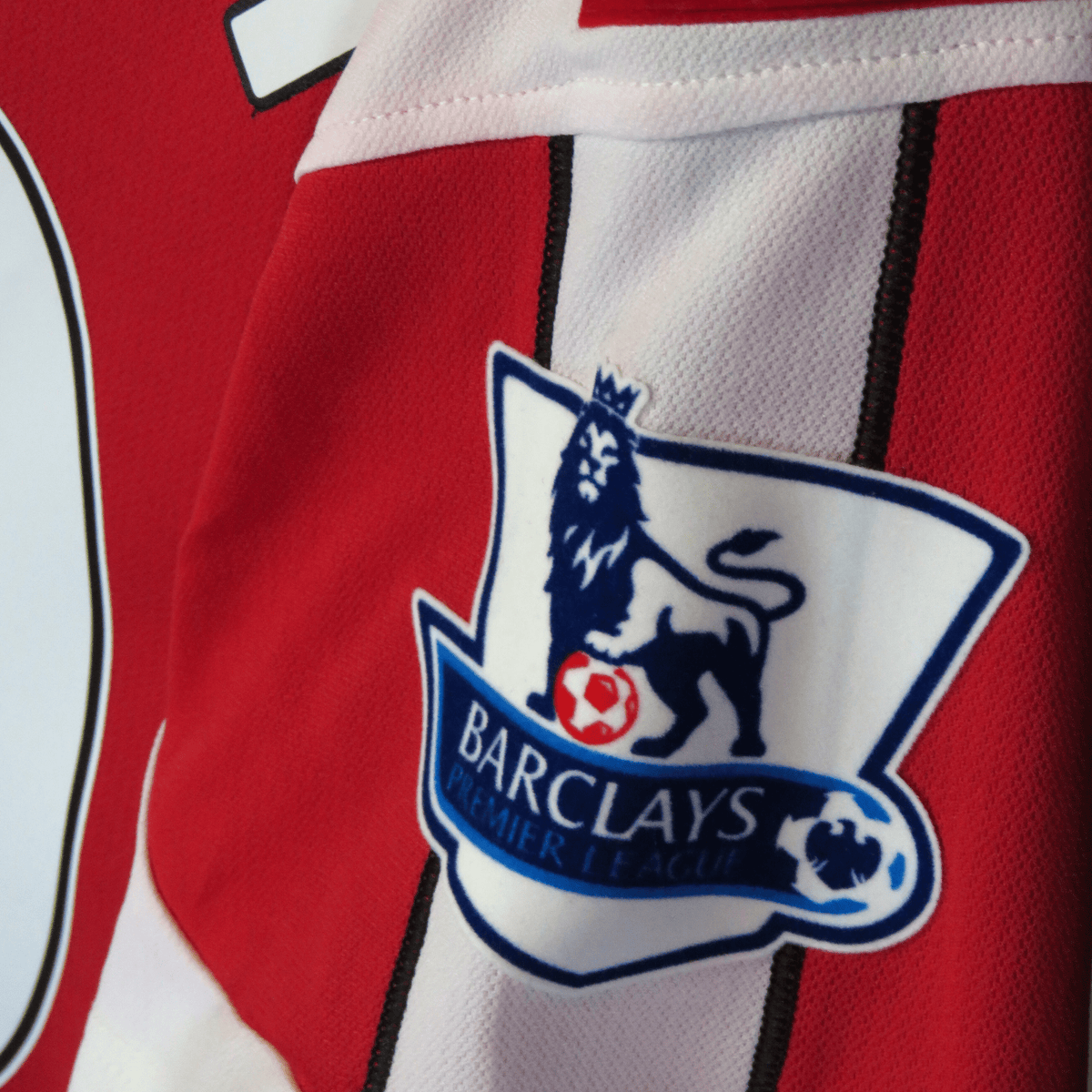 QPR 2012-13 Away Taarabt #10 Shirt L