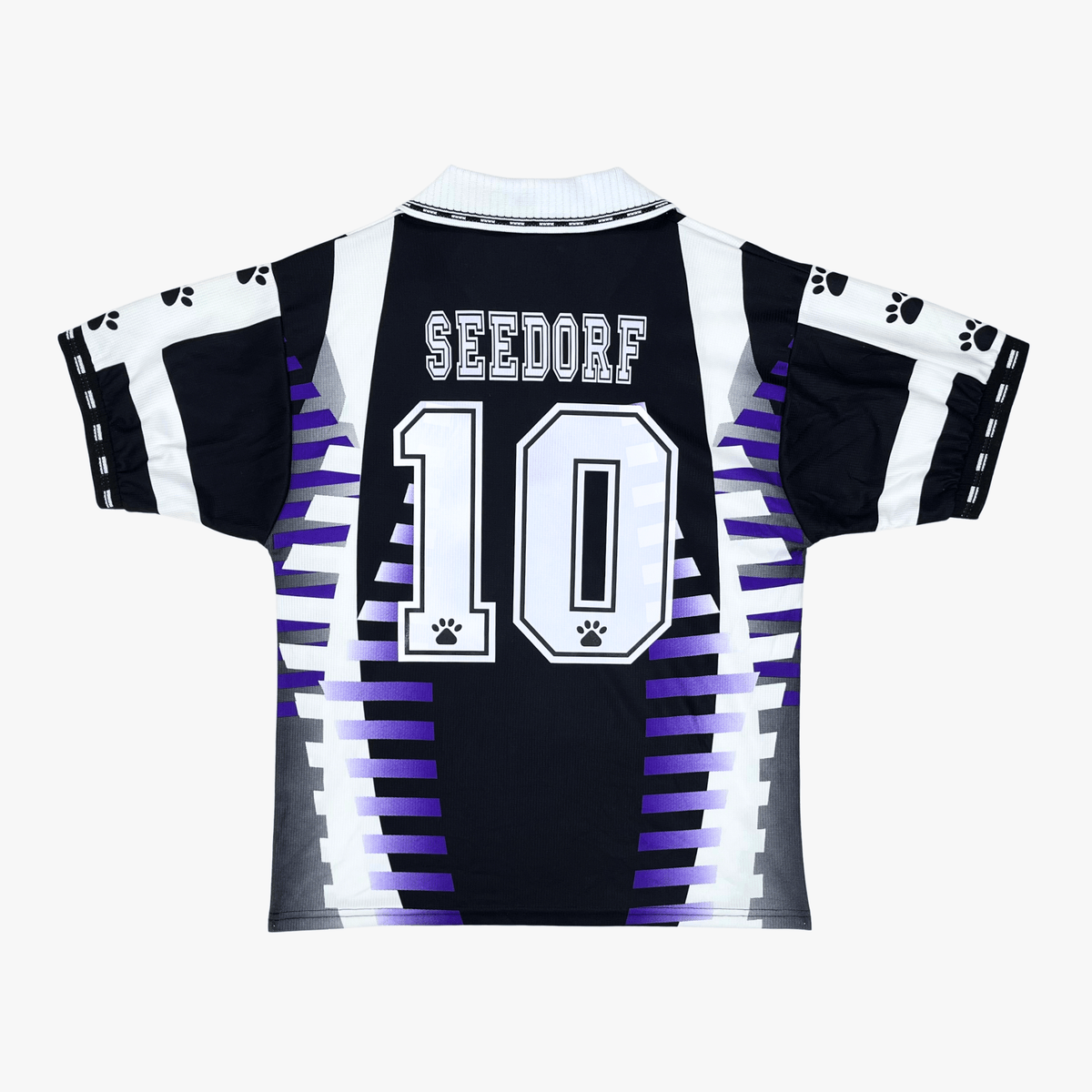 Vintage Real Madrid 1997-1998 Third football shirt with Seedorf 10 print, size S | Nostalgic Football Shirts