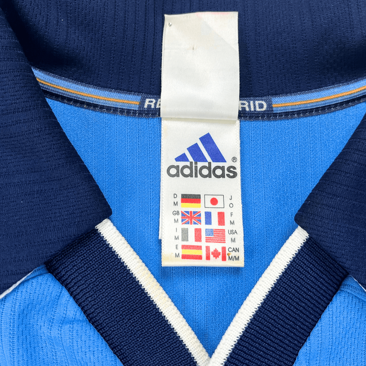 Vintage Real Madrid 1999-2000 Third football shirt with J.M. Guti 14 print, size M | Nostalgic Football Shirts