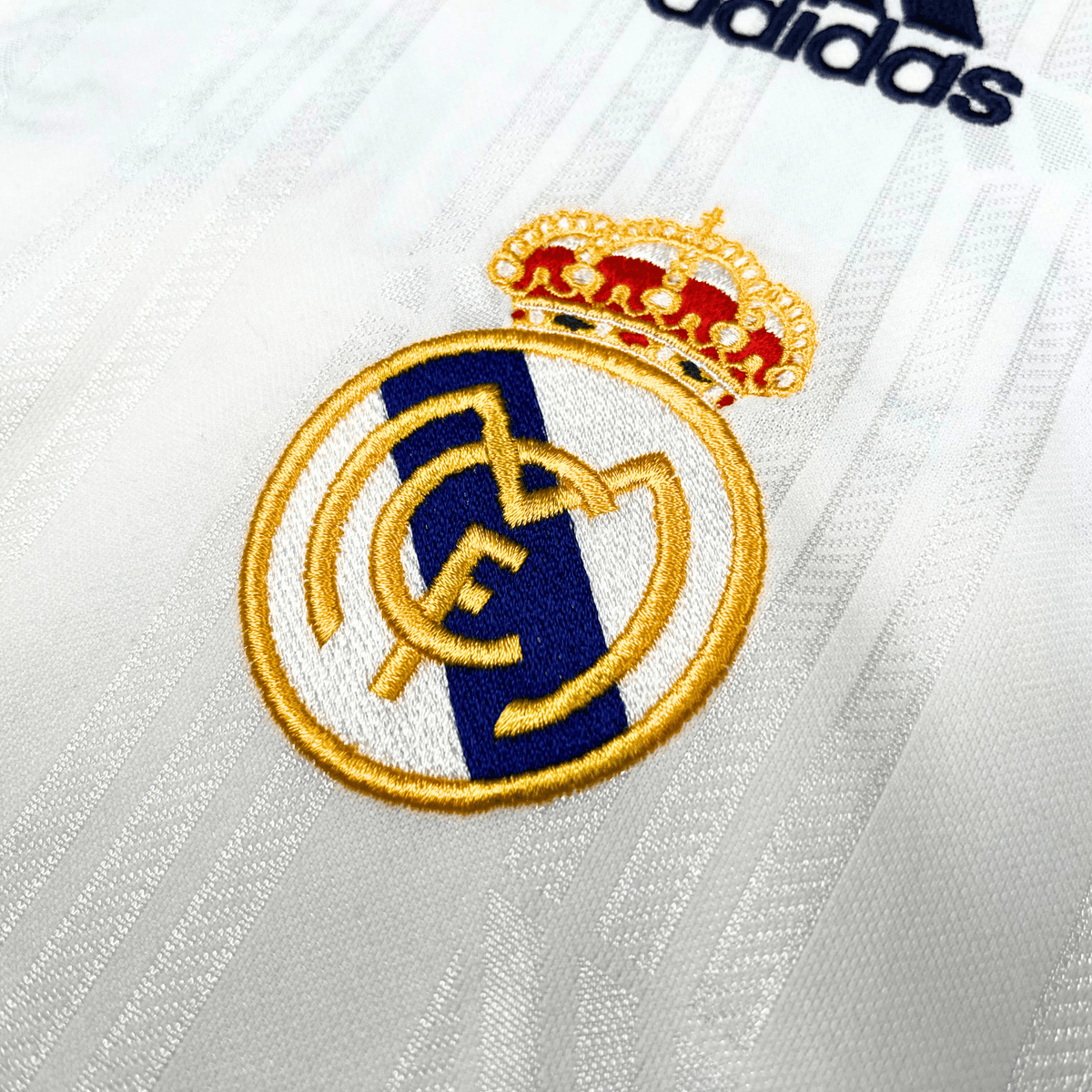 Original Real Madrid 1999-2000 Training football shirt brand new with tags, size M | Nostalgic Football Shirts
