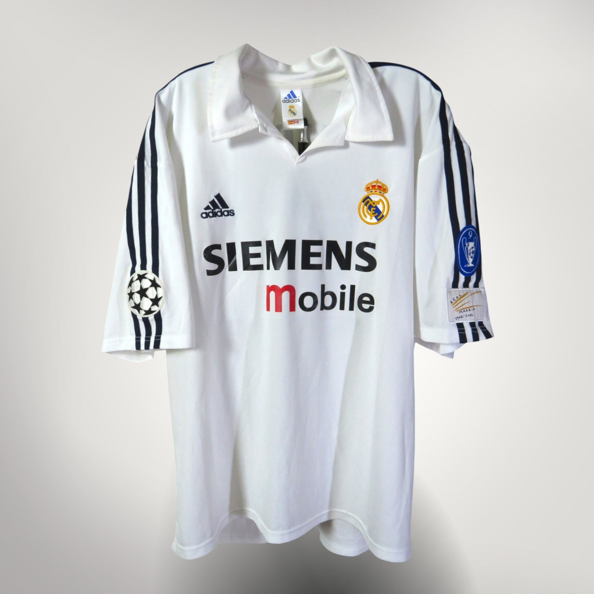 Authentic Adidas Real Madrid 2001-2002 Home shirt, Roberto Carlos 3 on the back, size XL | Nostalgic Football Shirts