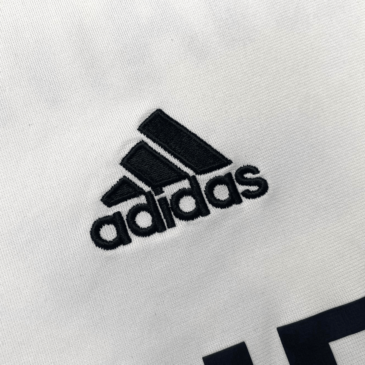 Authentic Adidas Real Madrid 2005-2006 Home shirt, Beckham 23 on the back, size M | Nostalgic Football Shirts