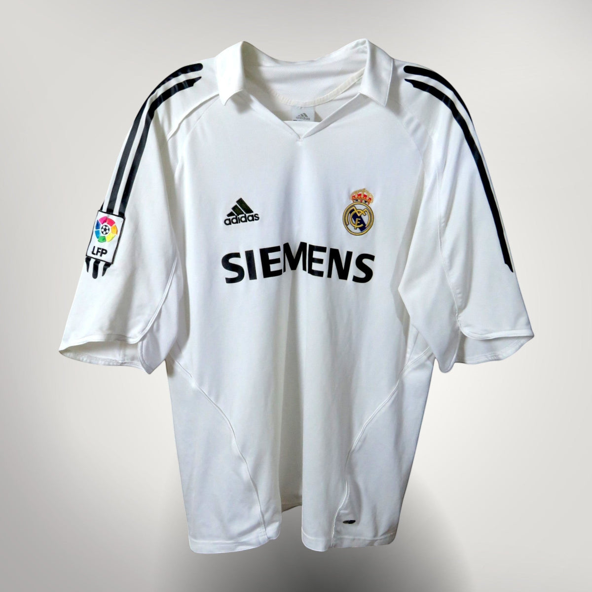 Authentic Adidas Real Madrid 2005-2006 Home shirt, Beckham 23 on the back, size XL | Nostalgic Football Shirts