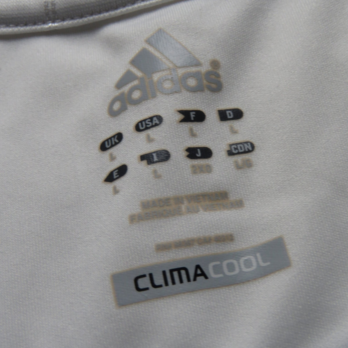 Authentic Adidas Real Madrid 2012-2013 Home shirt, Kaka 8 on the back, size L | Nostalgic Football Shirts
