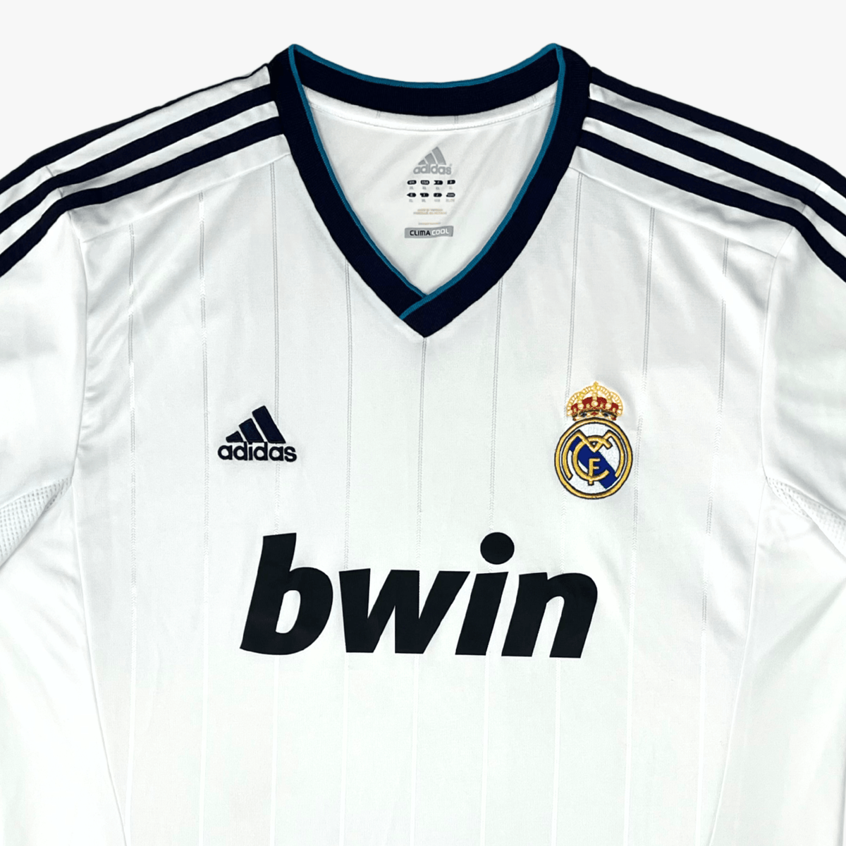 Authentic Adidas Real Madrid 2012-2013 Home shirt, size XL | Nostalgic Football Shirts