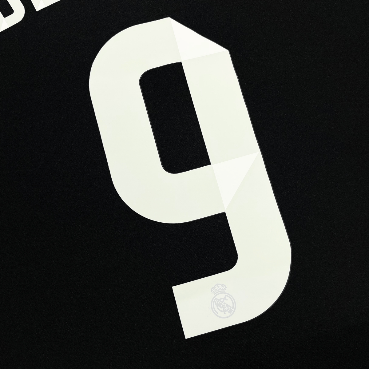 Original Real Madrid 2013-2014 Third football shirt, size M, Benzema 9, product code F49264 | Nostalgic Football Shirts