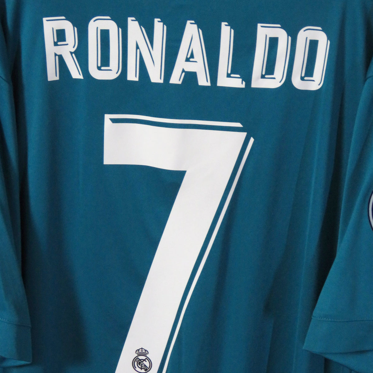 Real Madrid 2017-2018 Third shirt, Ronaldo 7, Adidas, size L, product code BR3539 | Nostalgic Football Shirts