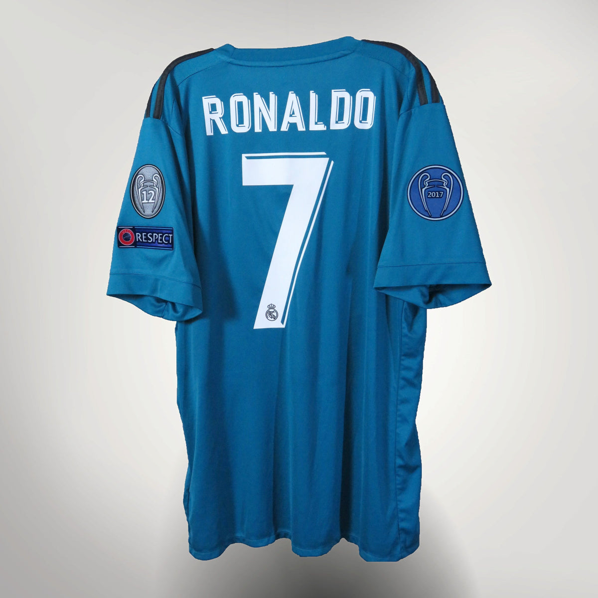 Real Madrid 2017-2018 Third shirt, Ronaldo 7, Adidas, size L, product code BR3539 | Nostalgic Football Shirts