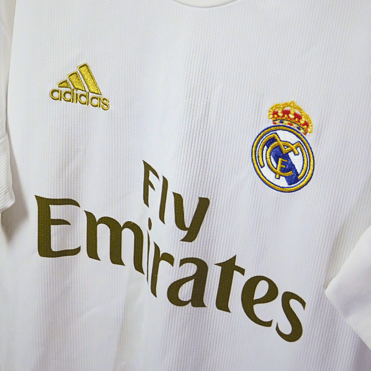 Original Real Madrid 2019-2020 Home football shirt, size S, Modric | Nostalgic Football Shirts