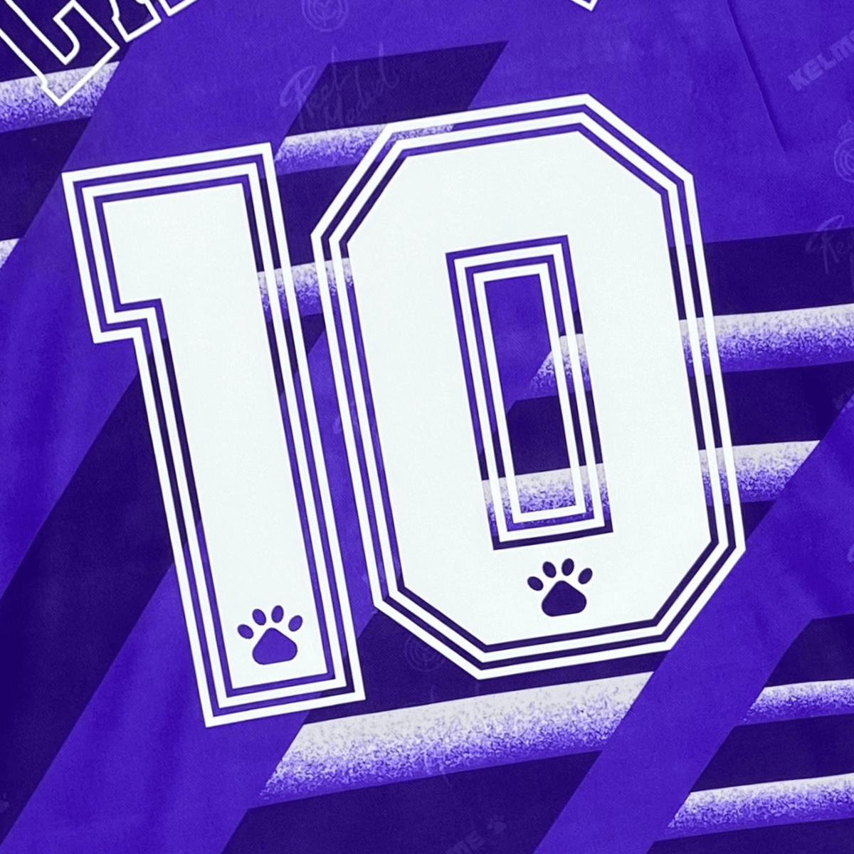 Real Madrid 1995-96 Away Laudrup #10 Shirt XL
