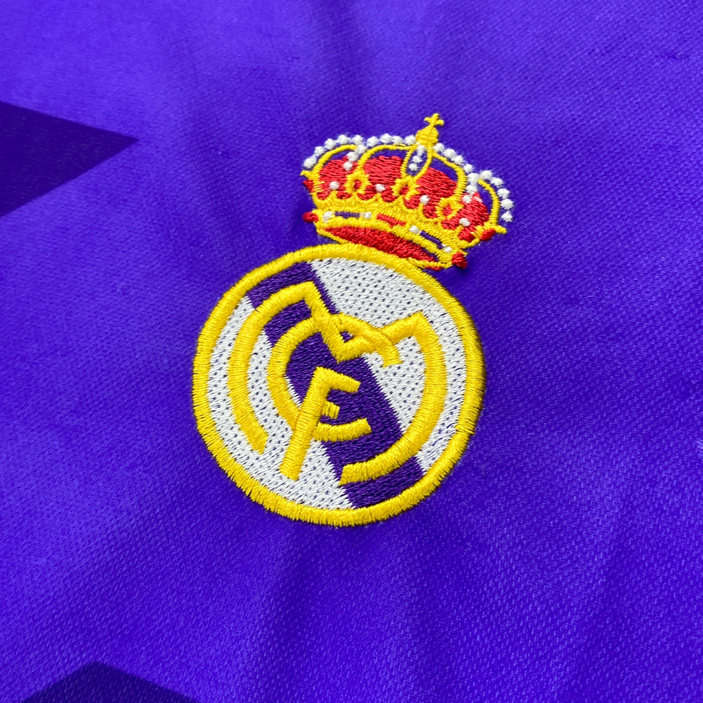 Real Madrid 1995-96 Uitshirt Laudrup #10 XL