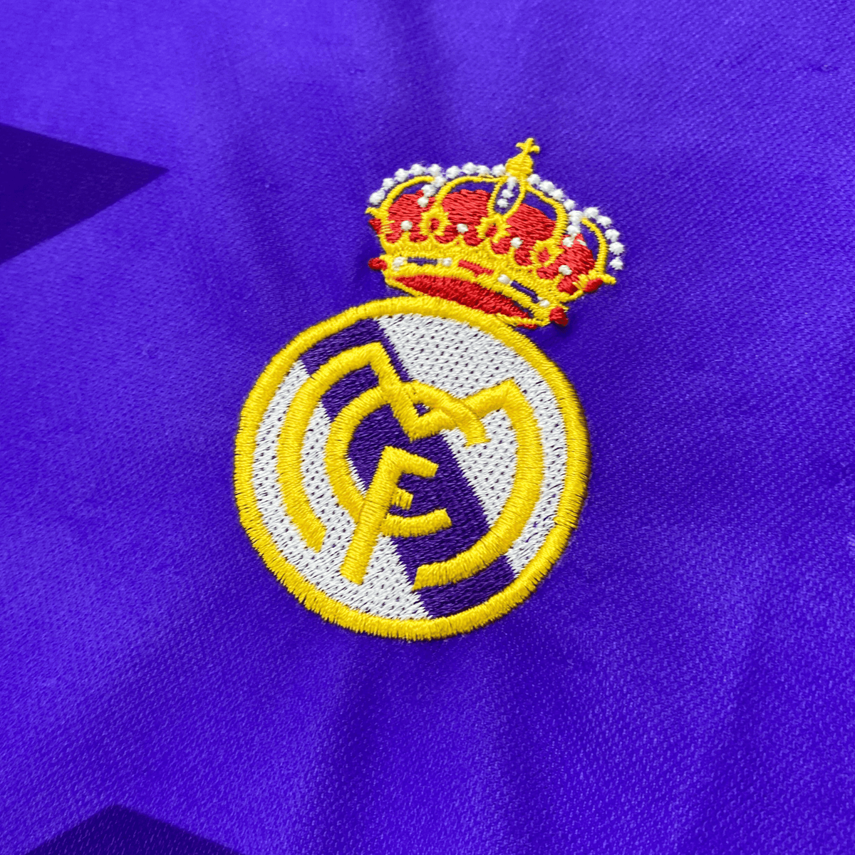 Real Madrid 1995-96 Away Laudrup #10 Shirt XL