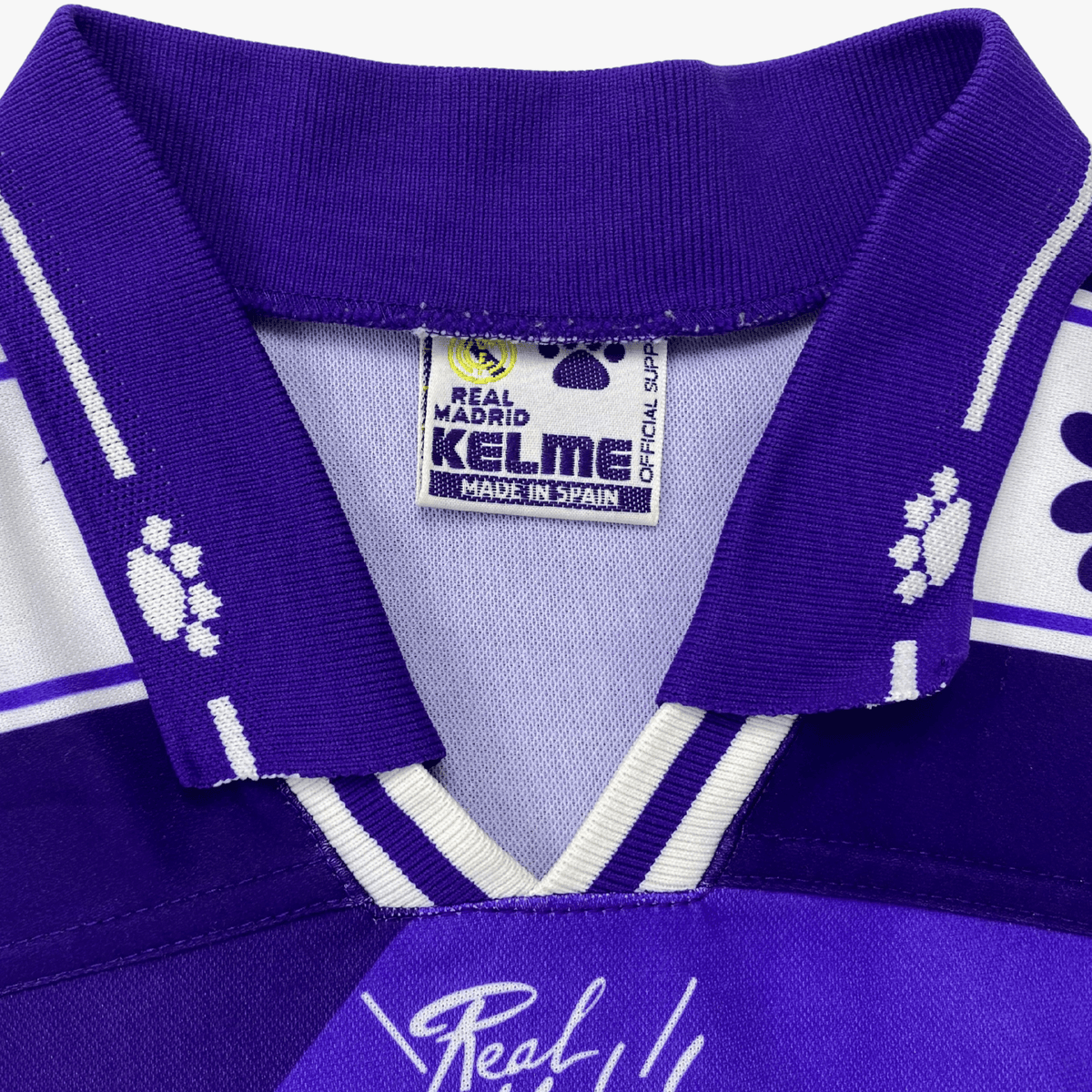 Real Madrid 1995-96 Away Laudrup #10 Shirt XL
