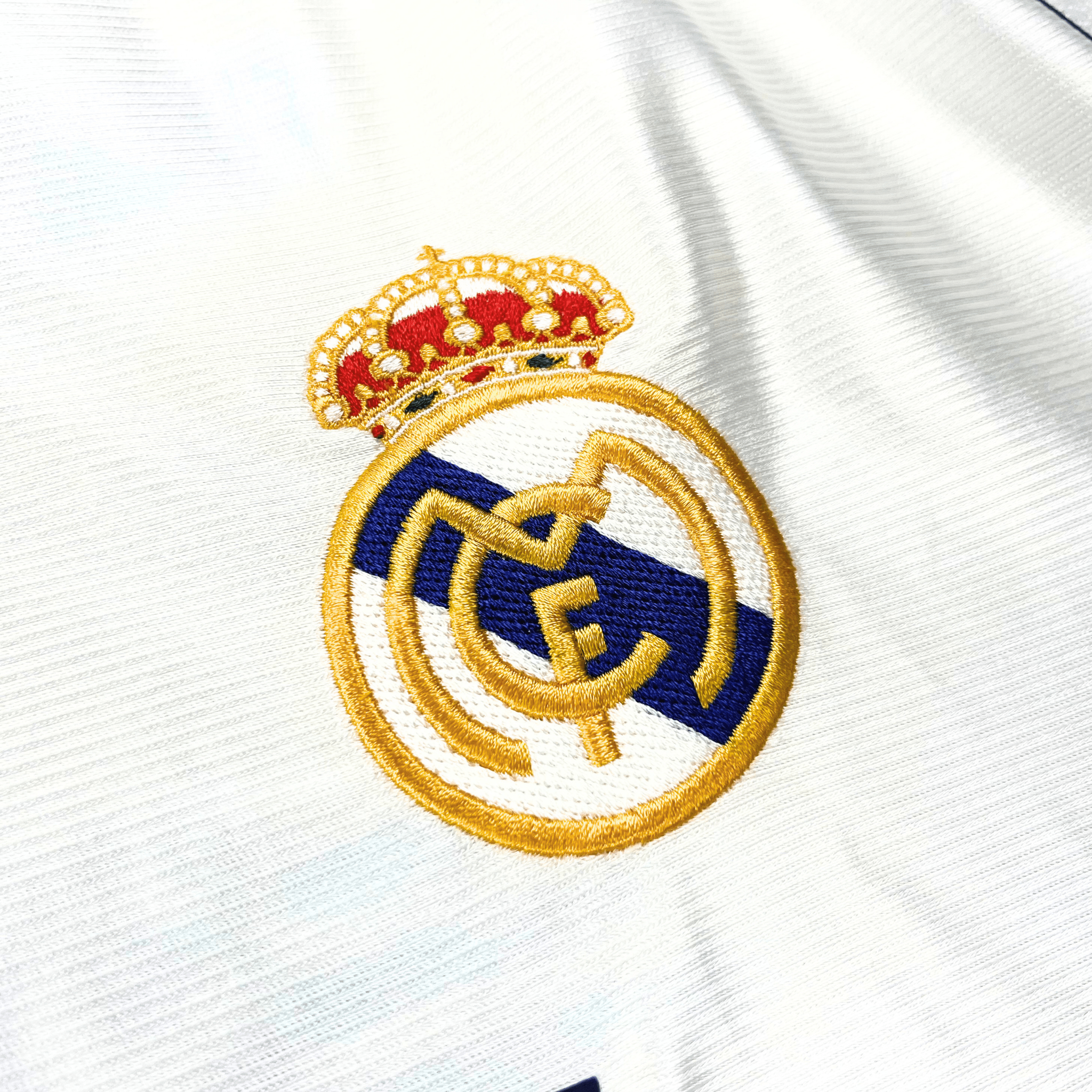 Real Madrid 1998-99 Home 'Final Copa de Europa Special Edition' Shirt XL