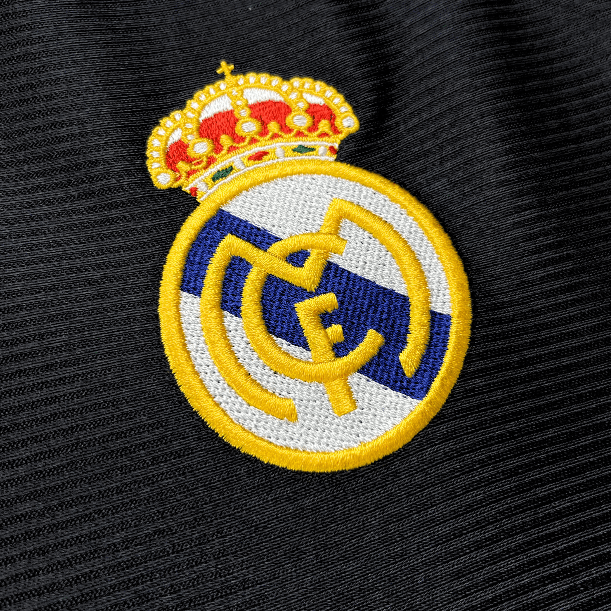 Real Madrid 1999-01 Away Raul #7 Shirt L