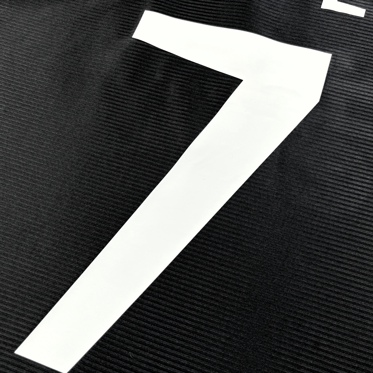 Real Madrid 1999-01 Away Raul #7 Shirt L