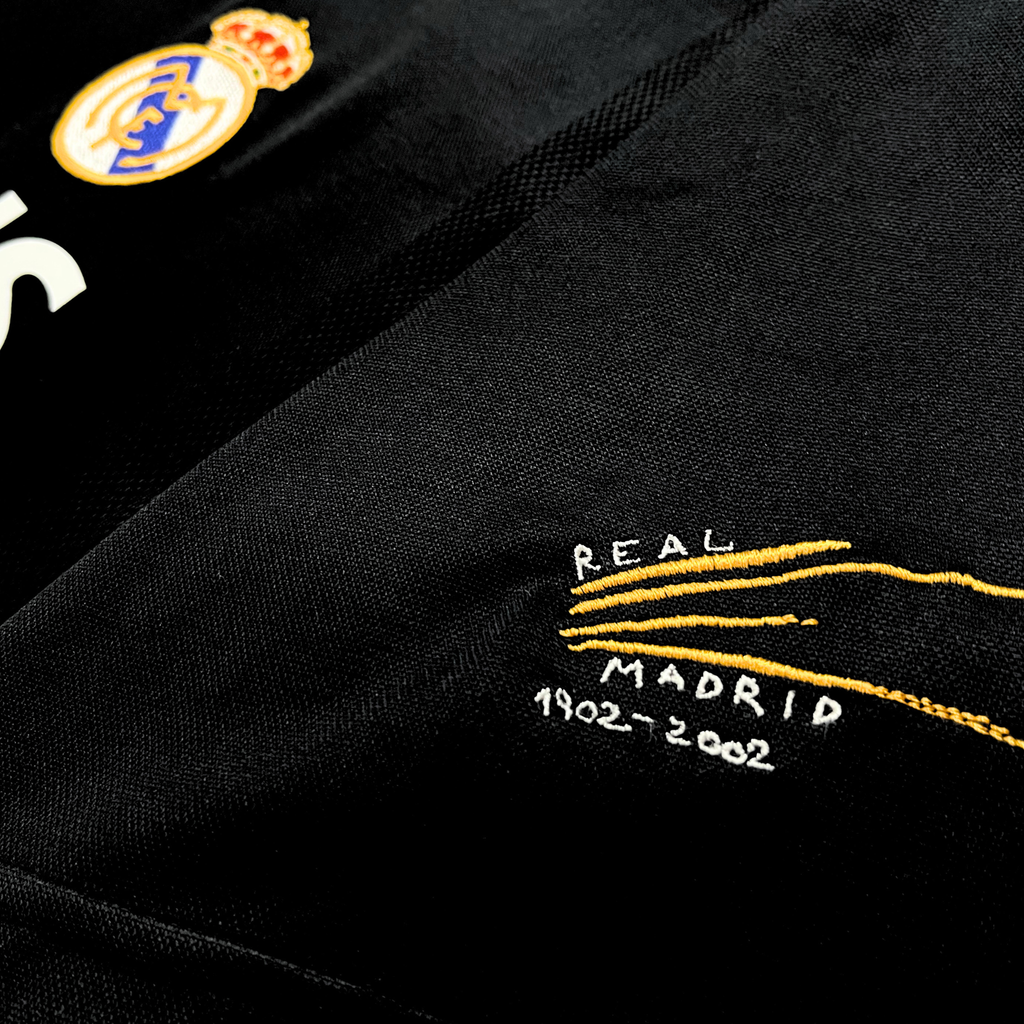 Maillot extérieur Real Madrid 2002-03 Centenaire Ronaldo n°11, taille M