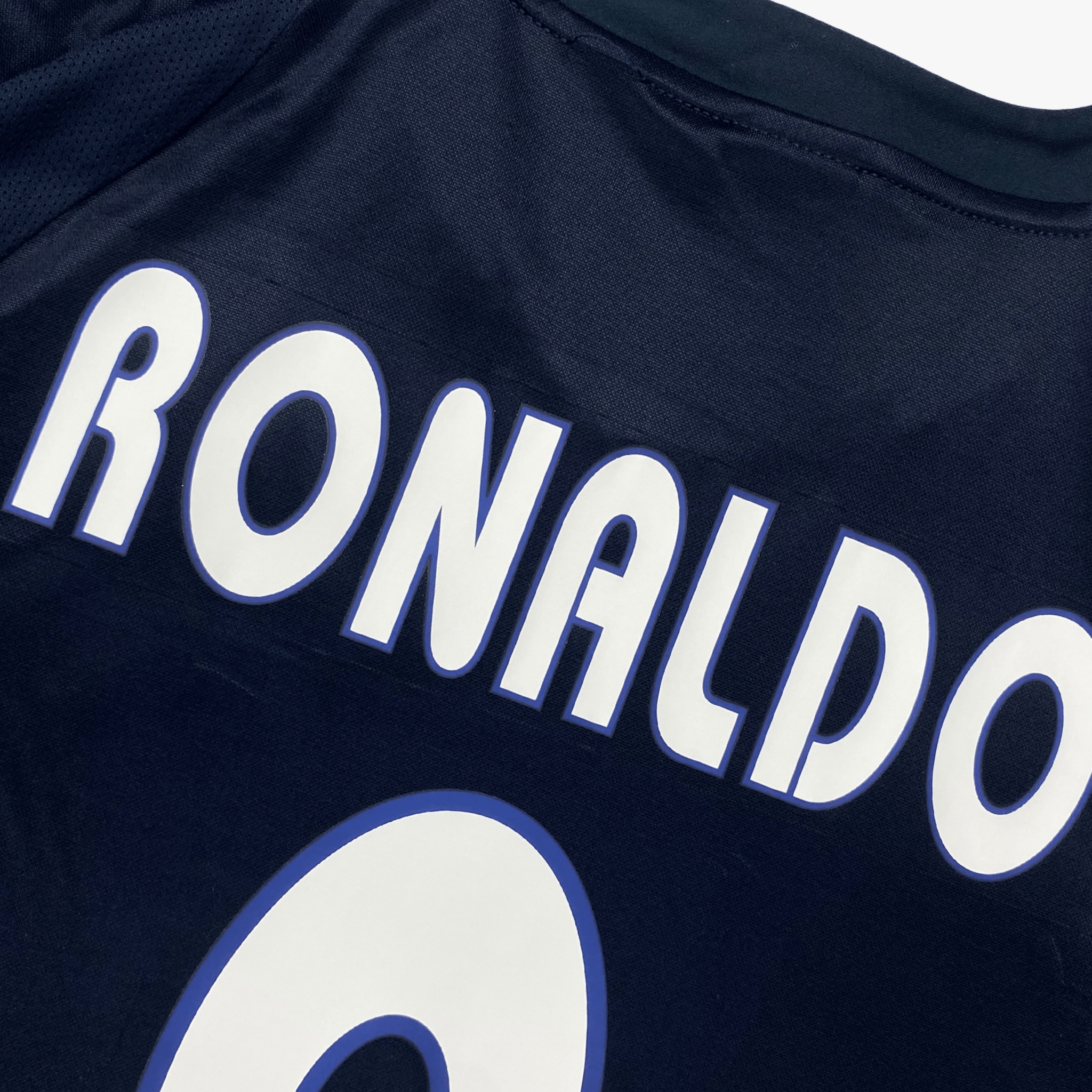 Real Madrid 2003-04 Away Ronaldo #9 Shirt L