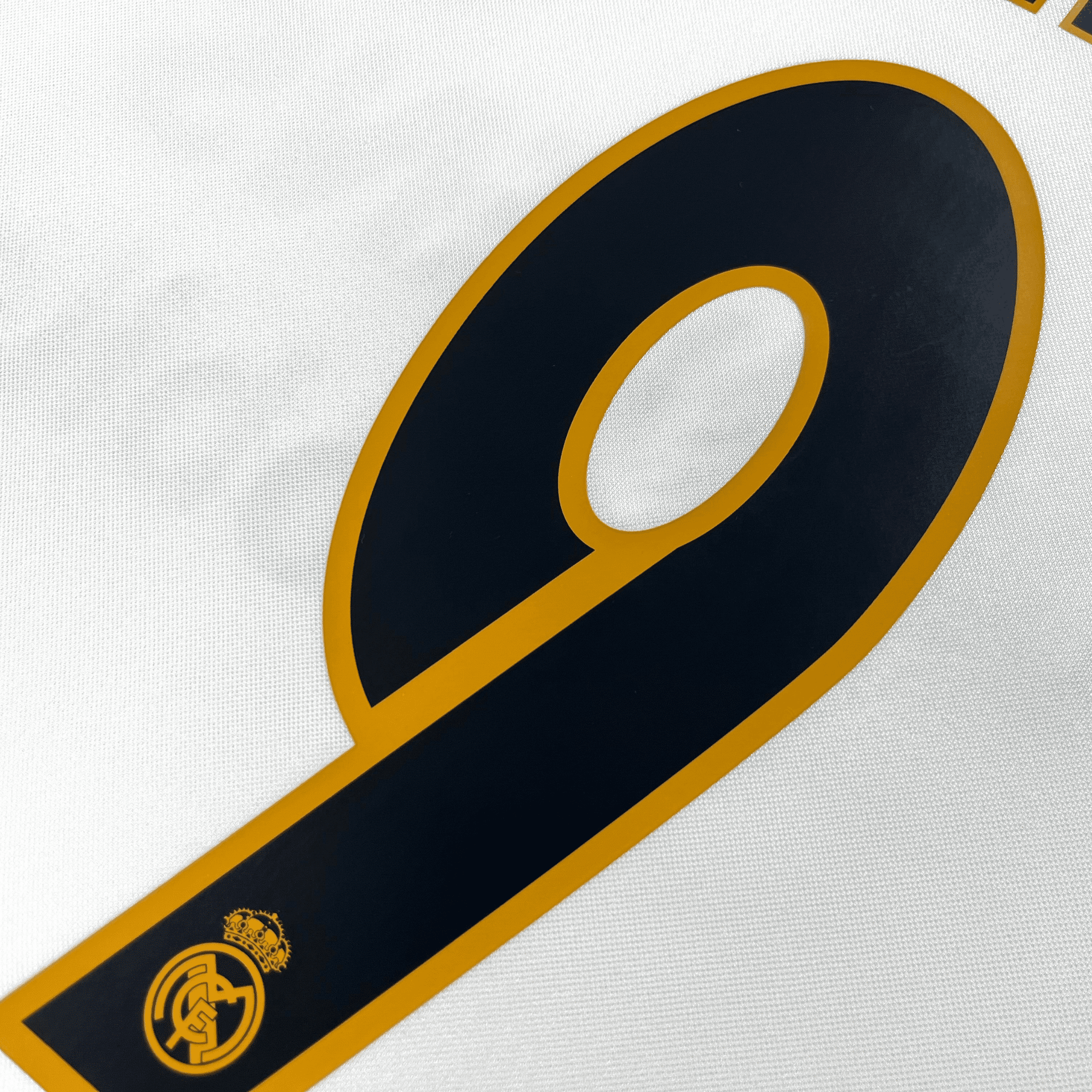 Real Madrid 2004-05 Home Ronaldo #9 Shirt M