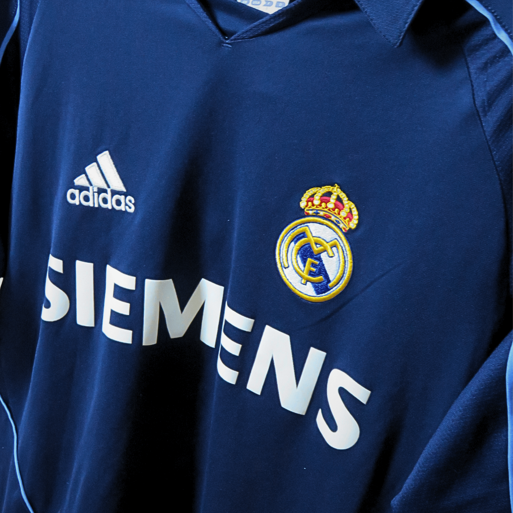 Real Madrid 2005-06 Away Ronaldo #9 Shirt S