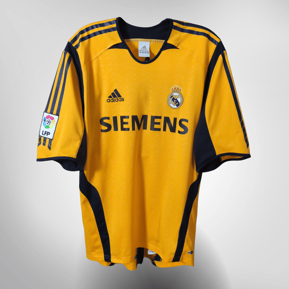 Real Madrid 2005-06 Keeper Casillas #1 Shirt M