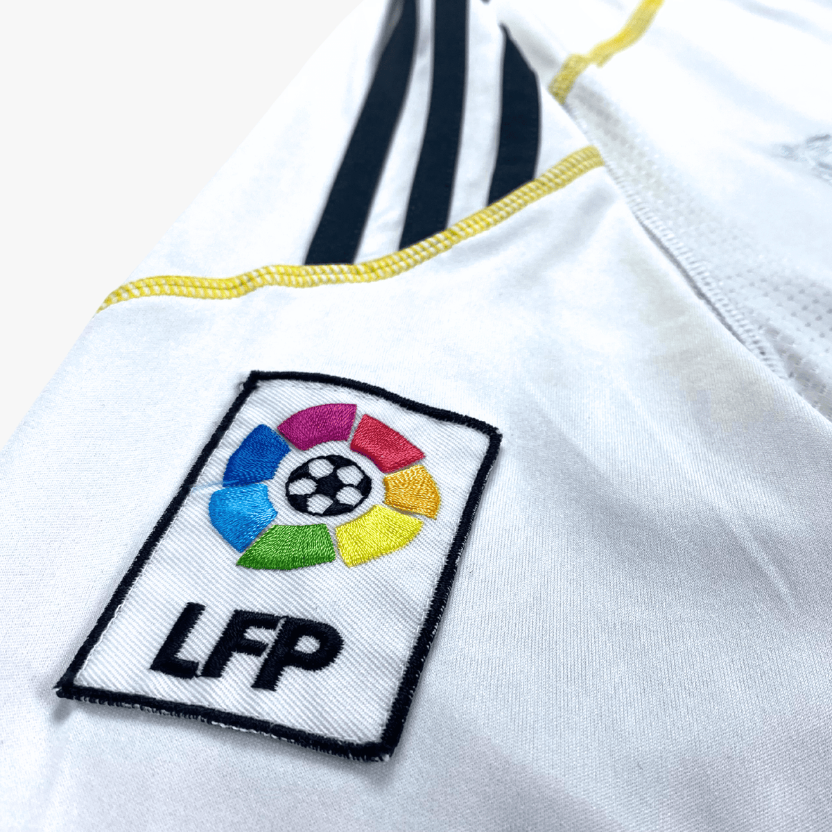 Real Madrid 2009-10 Home Ronaldo #9 Shirt M