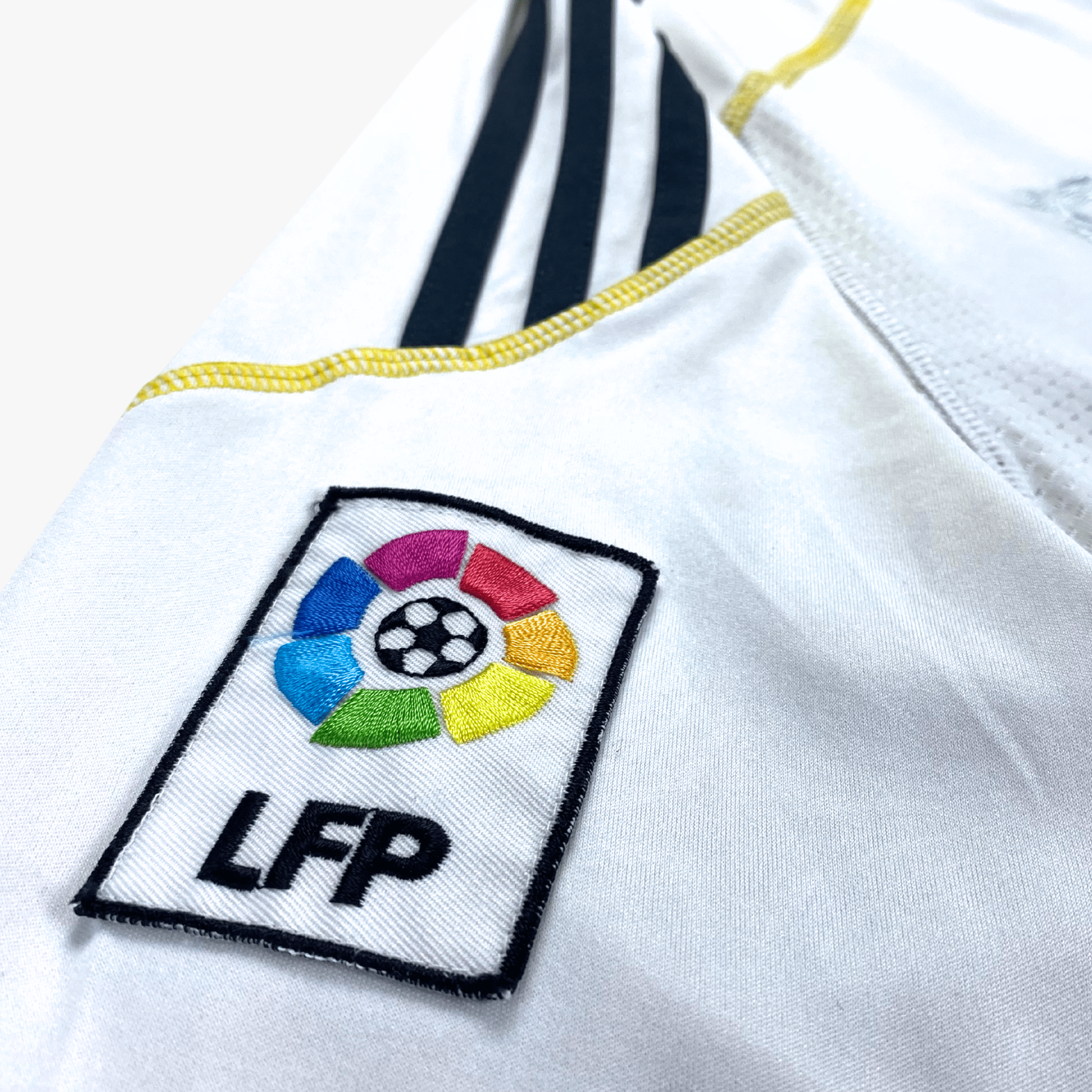 Real Madrid 2009-10 Home Ronaldo #9 Shirt M