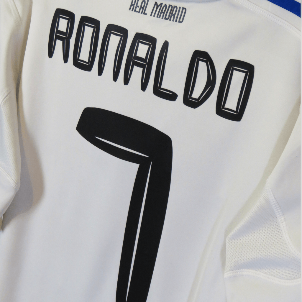 Real Madrid 2010-11 Home Ronaldo #7 UCL Shirt S