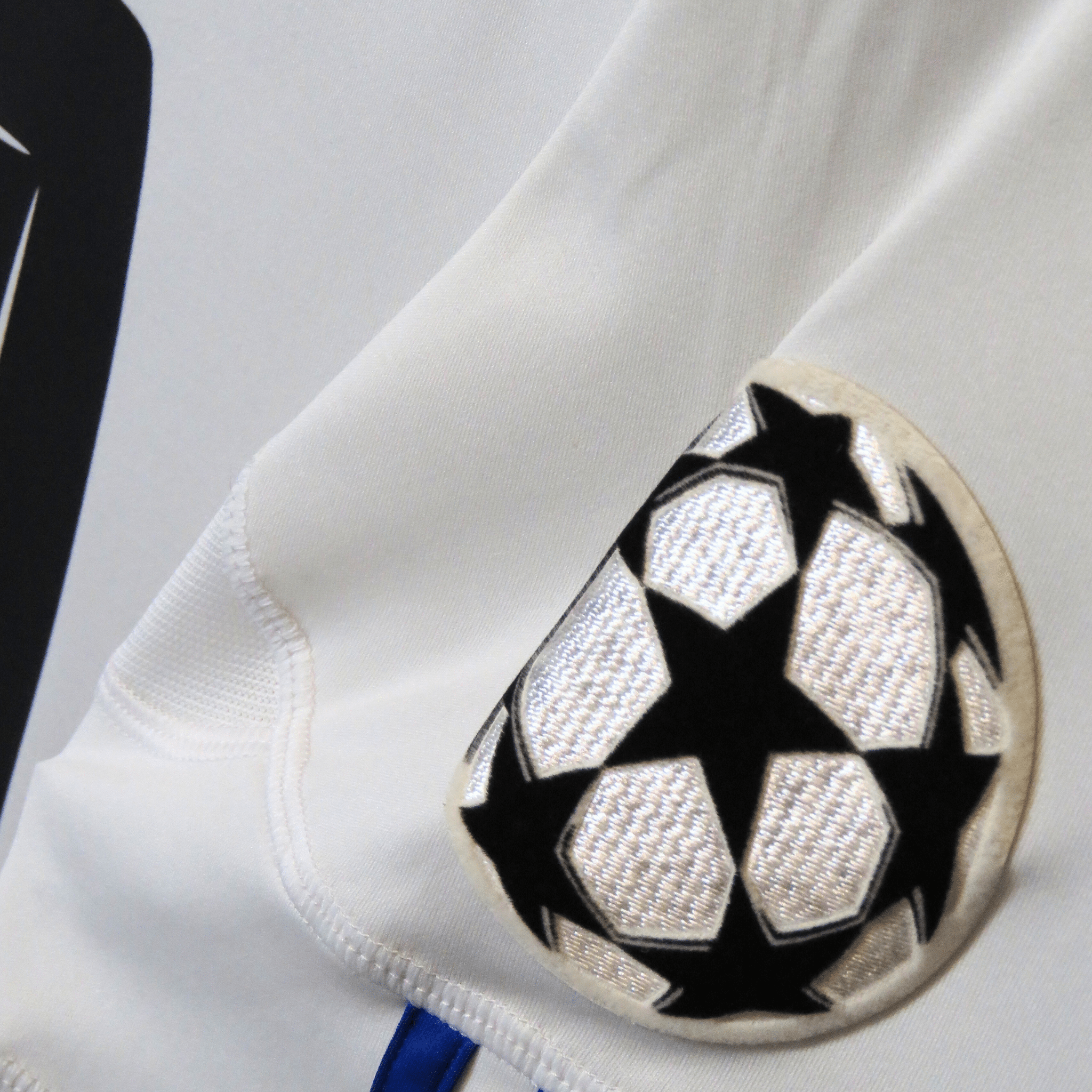 Real Madrid 2010-11 Home Ronaldo #7 UCL Shirt S