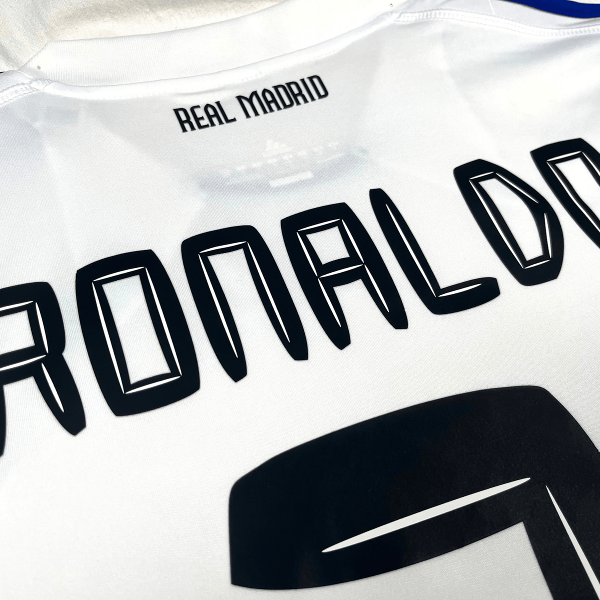 Real Madrid 2010-11 Ronaldo #7 Home Shirt M