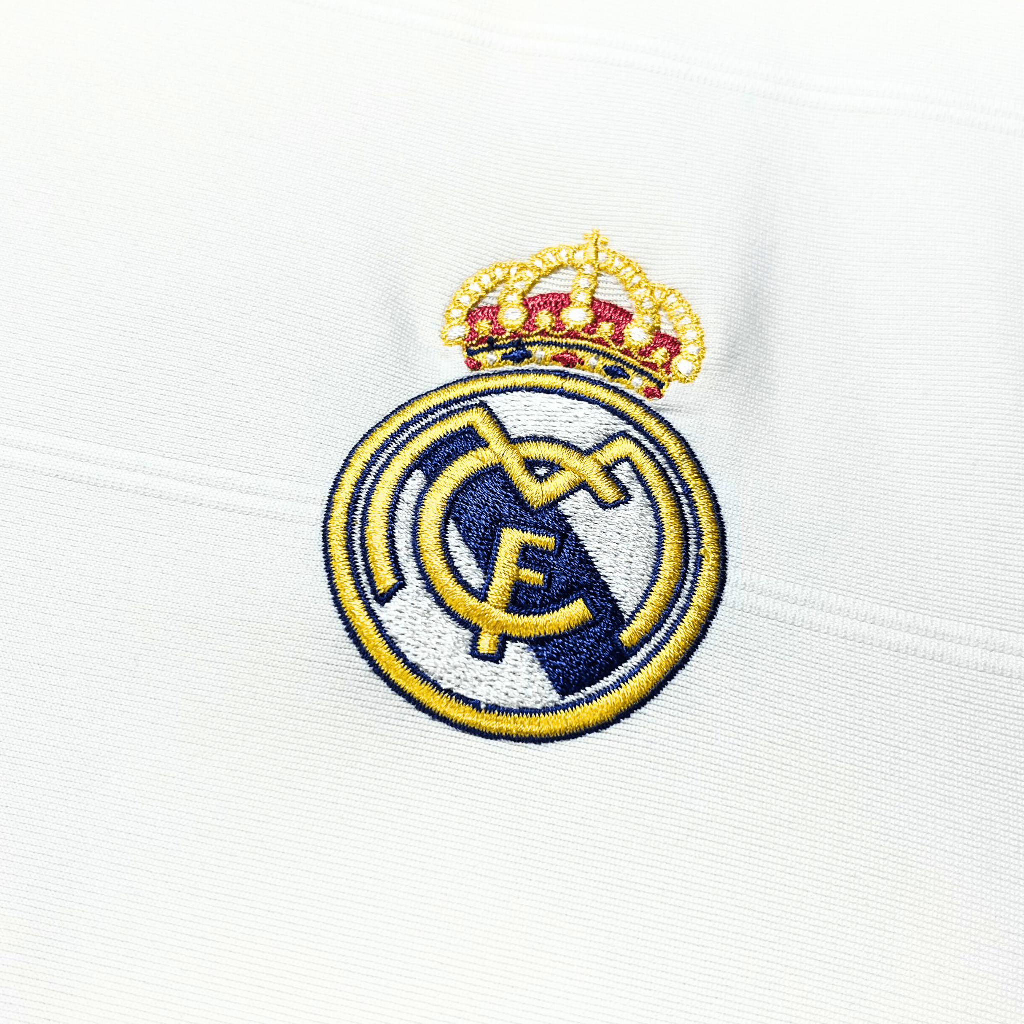 Real Madrid 2013-14 Home Isco #23 Shirt S