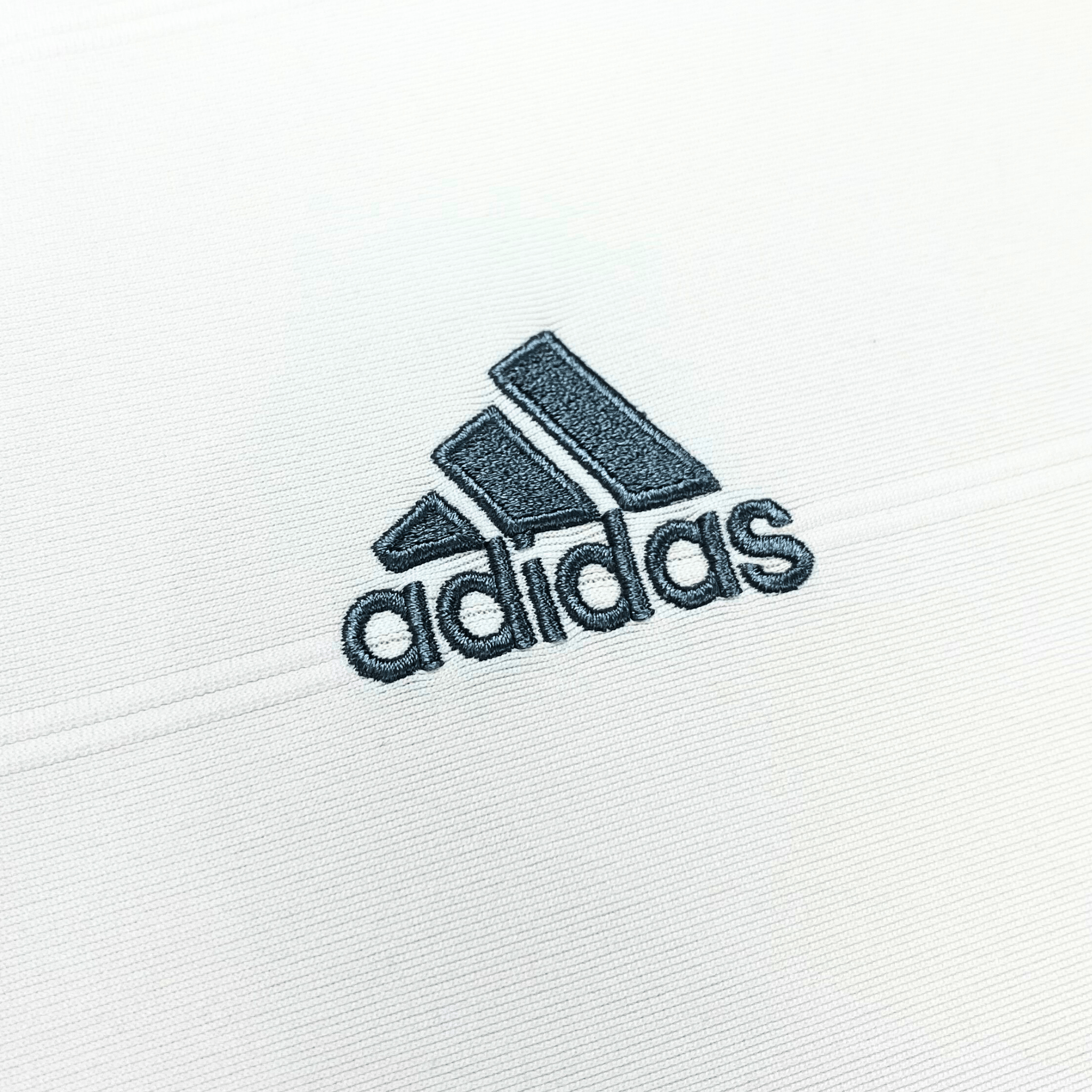 Real Madrid 2013-14 Home Isco #23 Shirt S