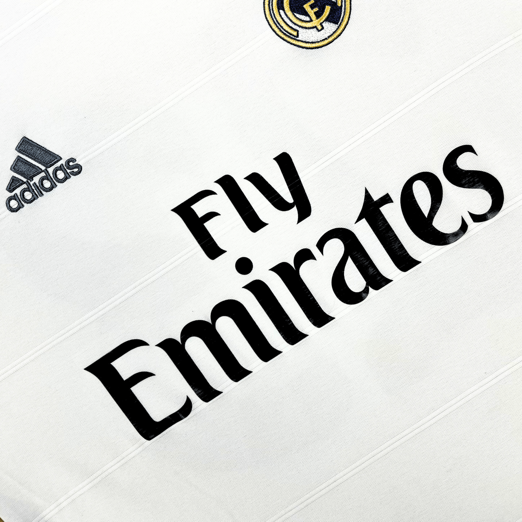 Real Madrid 2013-14 Home Isco #23 Shirt S